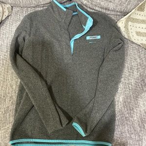 Columbia, Size Small